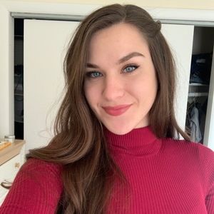 Meet your Posher, Christina